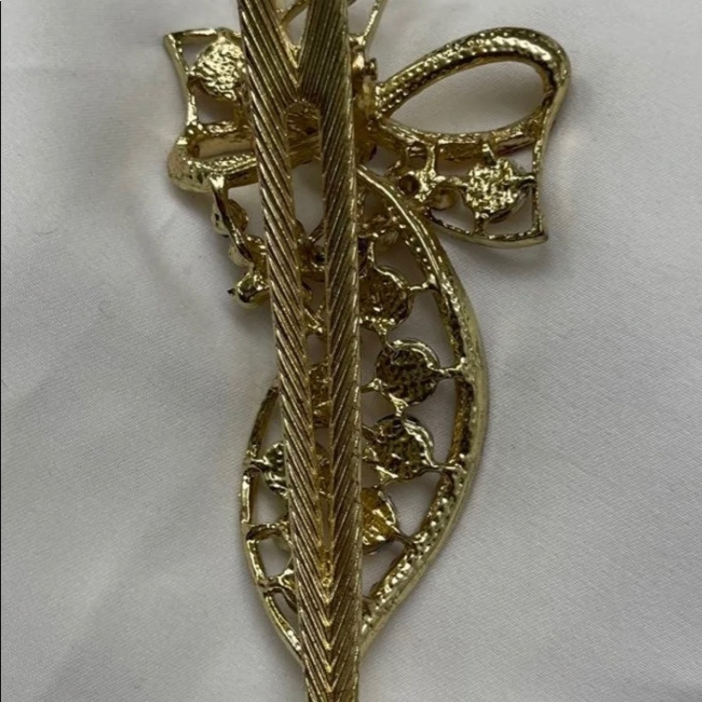 Beautiful Decorative Hair Clip (New) - Picture 6 of 9
